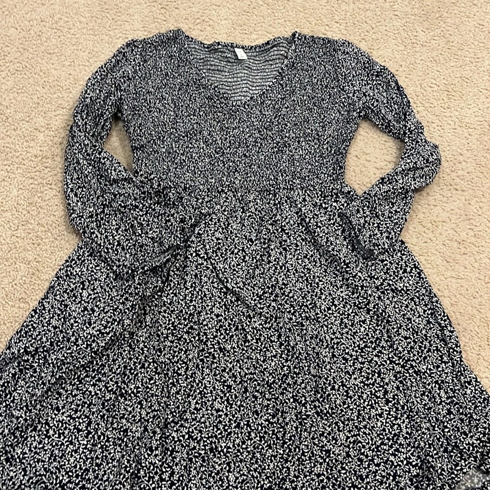 Old Navy Blue and White Long Sleeve floral Babydoll Dress